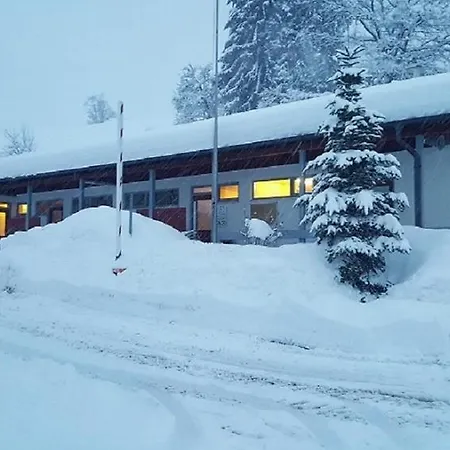 Appartement Luxus Wohnwagen Alpenblick