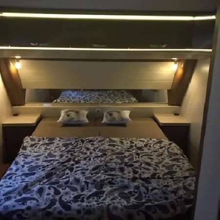 Lägenhet Luxus Wohnwagen Alpenblick *